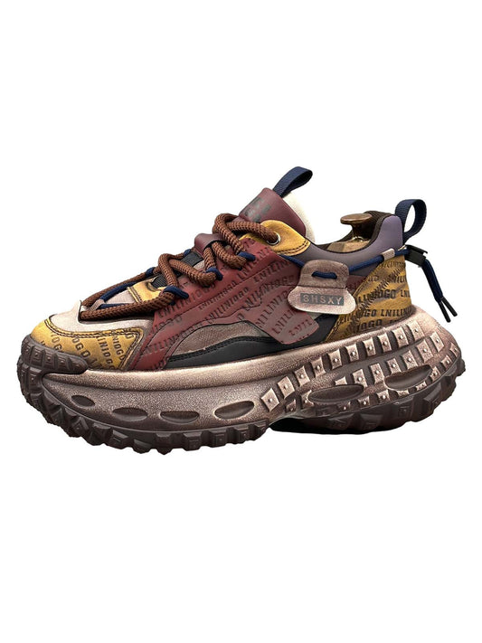 Plateau-Sneaker mit Buchstabenstickerei und Reifensohle – 2335