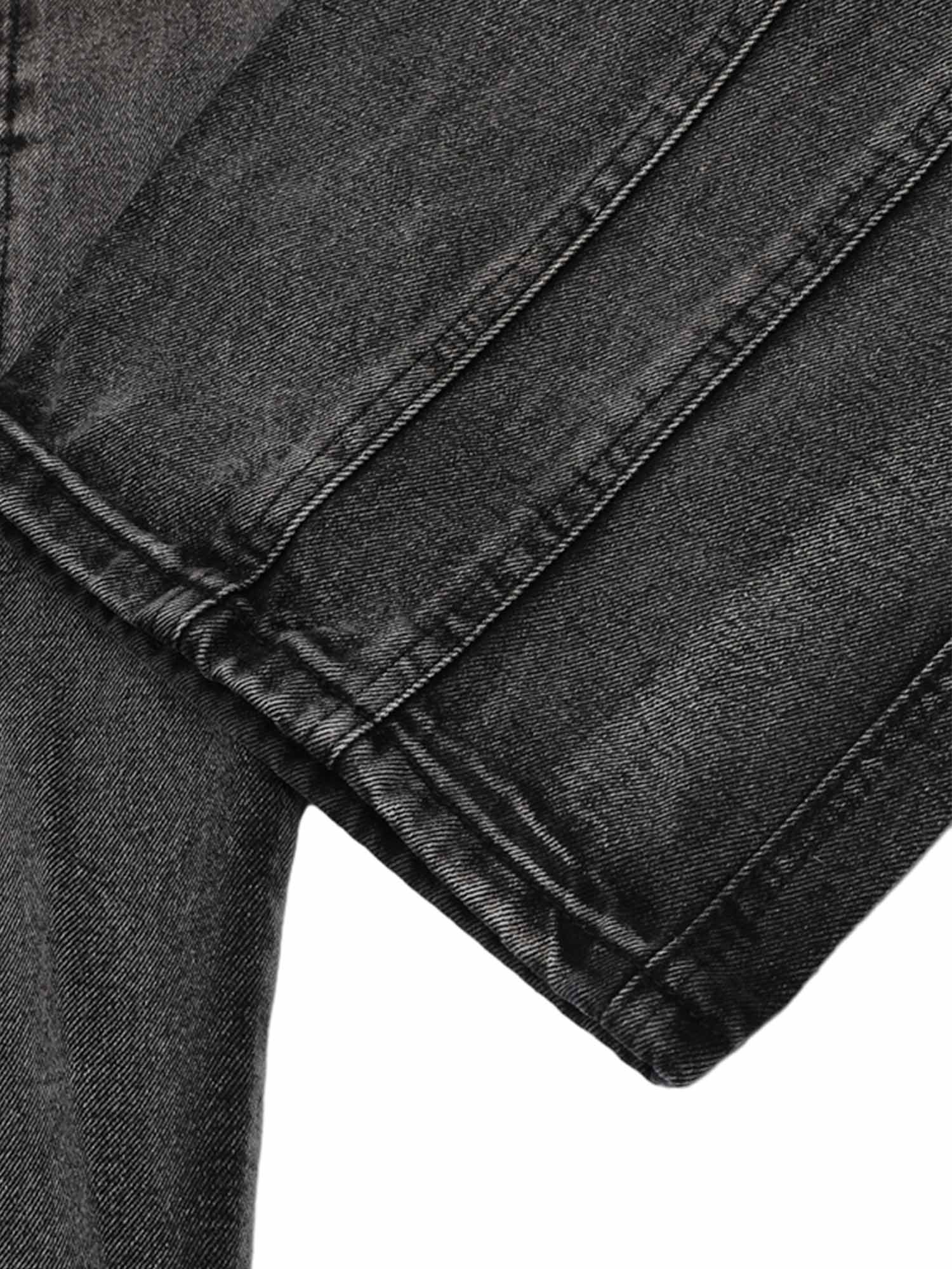 Thesupermade Gerade geschnittene Jeans mit Patches und Raw Edge