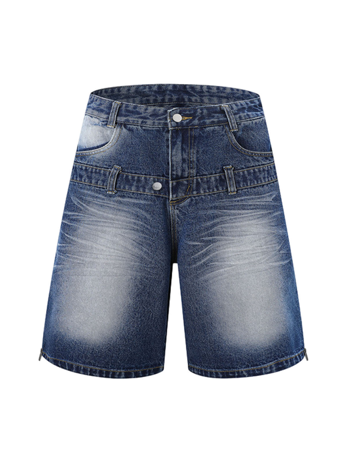 Set aus verwaschenem Jeanshemd und Jeanshose im Used-Look
