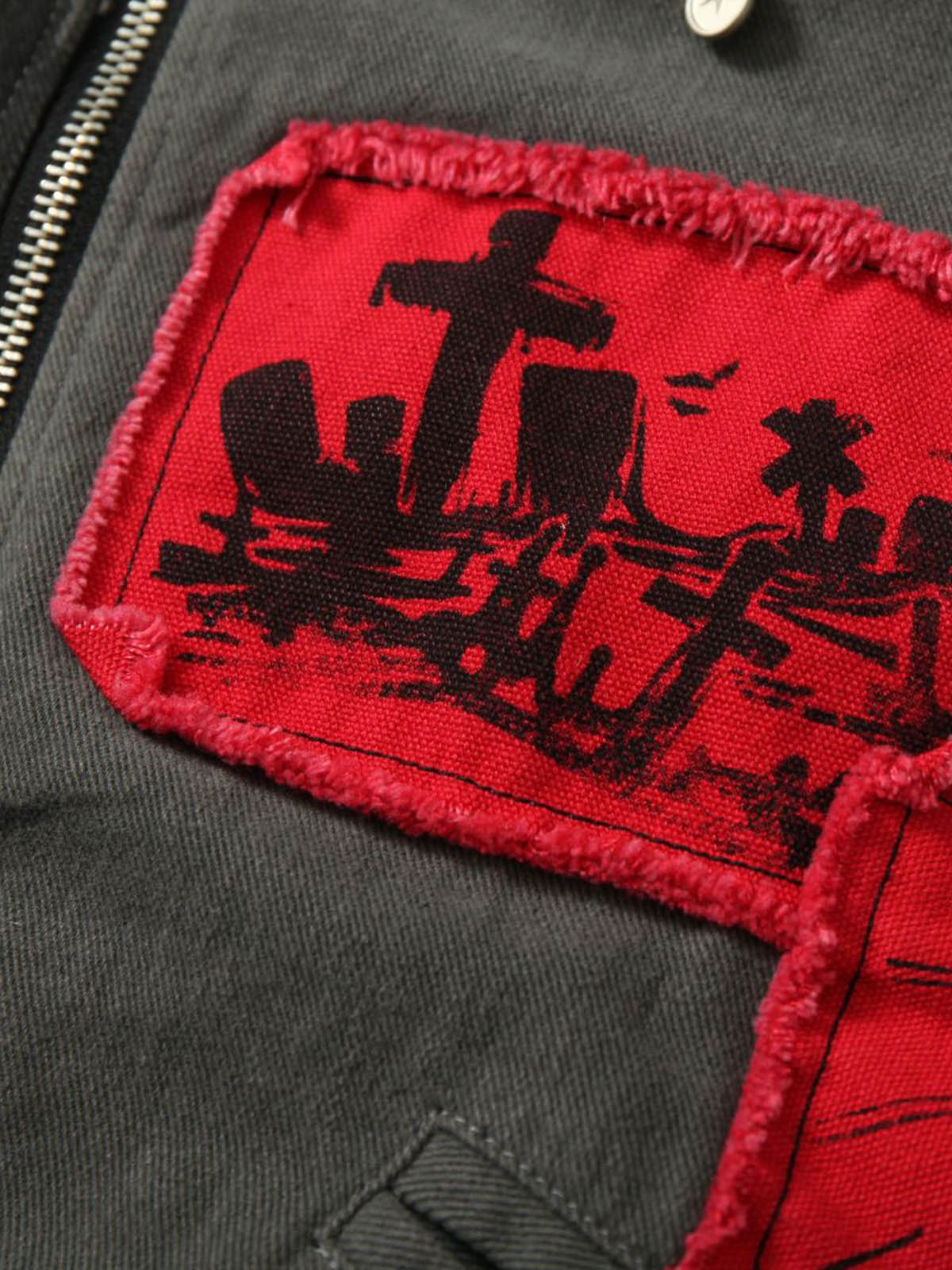 Patchwork-Scheunenjacke im Wasteland-Stil mit Portrait-Print