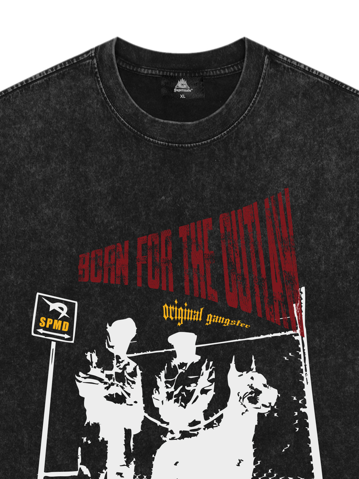 Original „Born for the Outlaw“-T-Shirt mit Grafikdruck