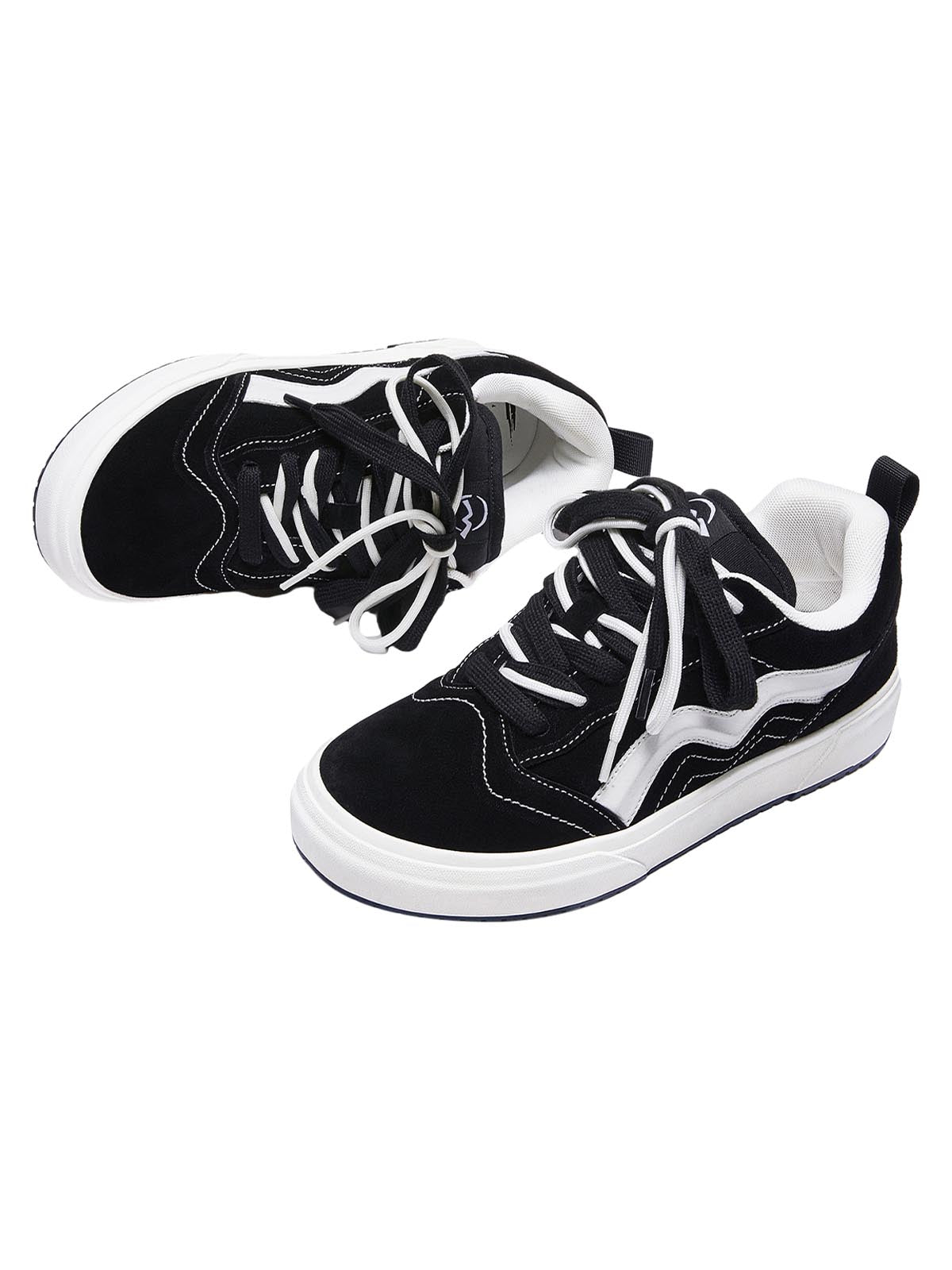 Contrast Color Reverse Covering Stitching Sneakers