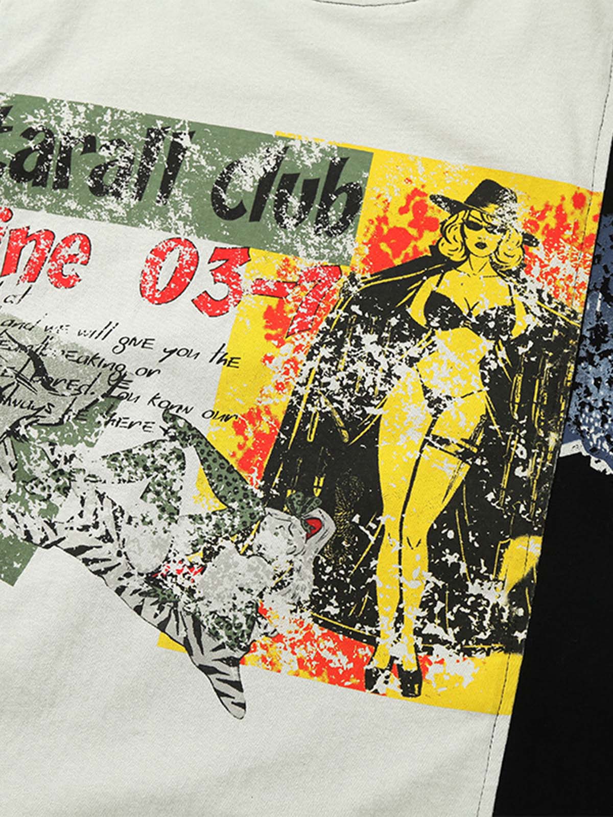 T-Shirt mit gespleißtem Dekonstruktions-Print