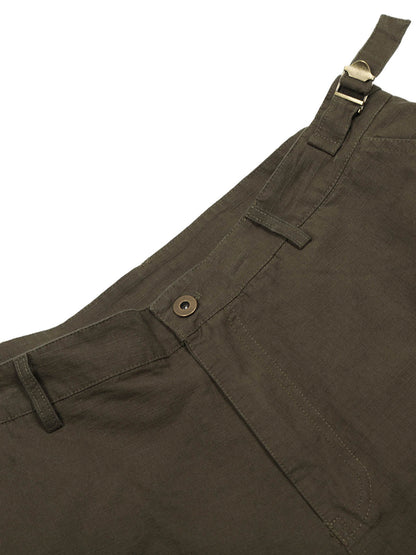 Schmutzig gefärbte Cargo-Jeans im Used-Look