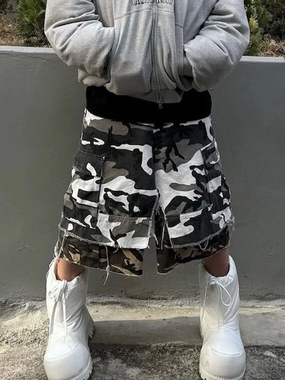 Retro Faux Two-Piece Whisker Camouflage Jorts