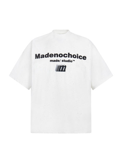 Kurzärmliges T-Shirt mit Retro-Schriftdesign und starkem Sternenhimmel-Print