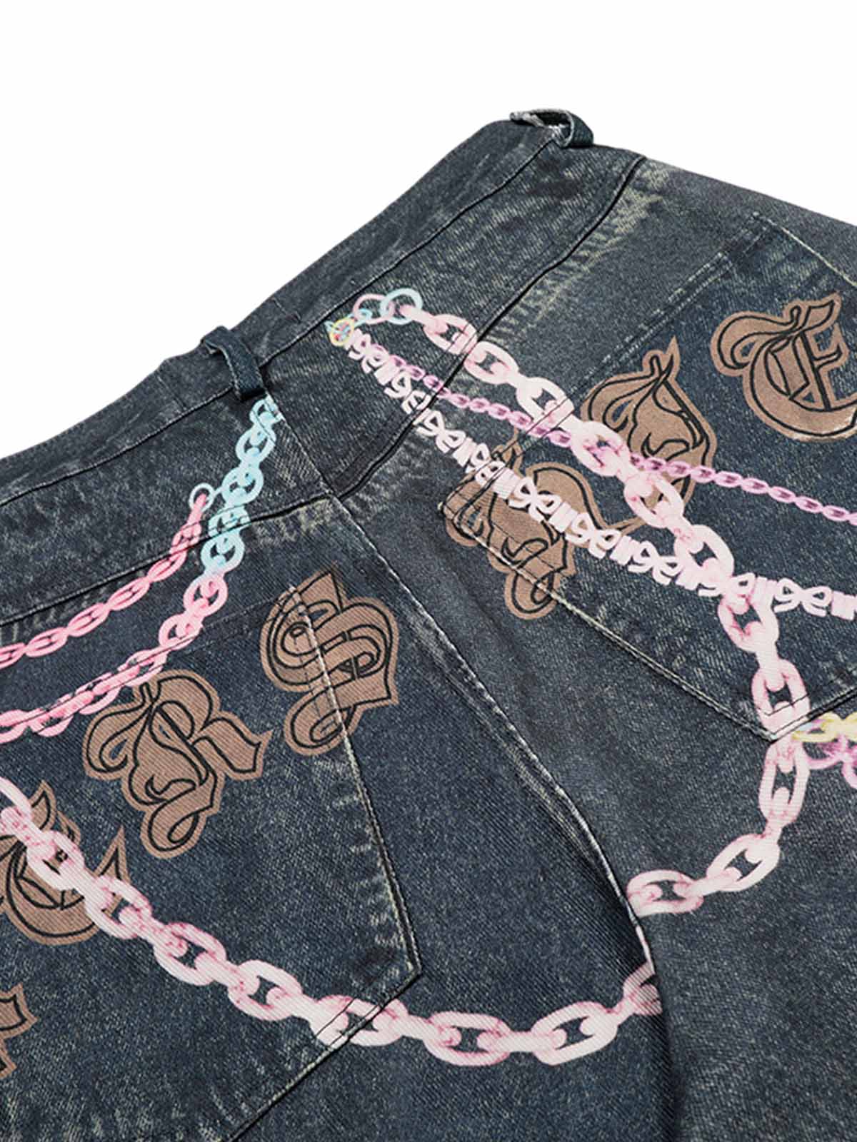 Short en jean à chaîne ornée
