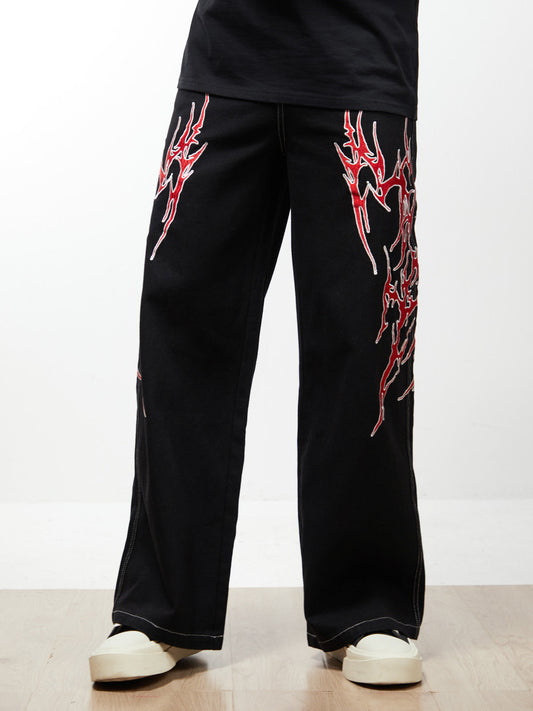 Baggy-Jeans mit kontrastierender Flammenstickerei – 2364