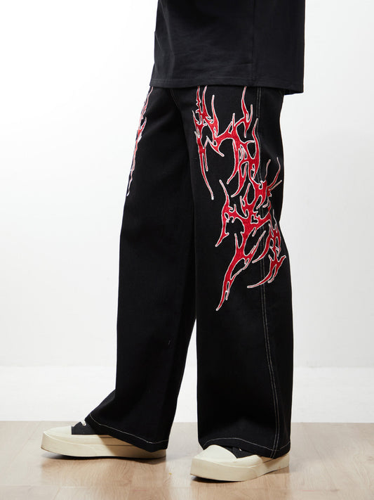 Baggy-Jeans mit kontrastierender Flammenstickerei – 2364