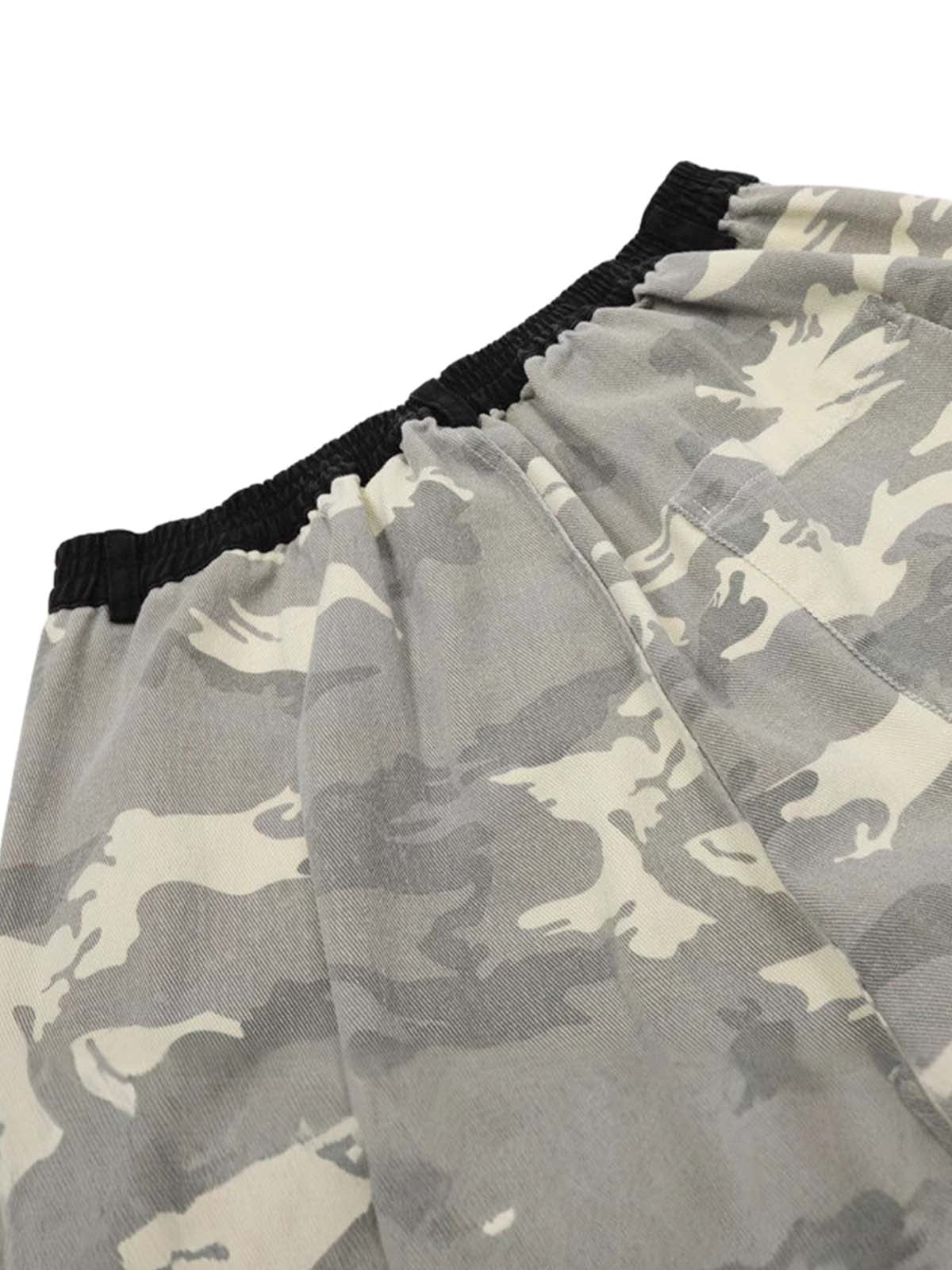 Jorts camouflage déchirés avec appliques brodées