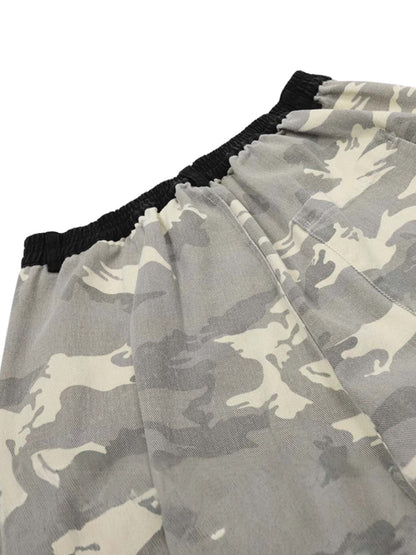 Jorts camouflage déchirés avec appliques brodées