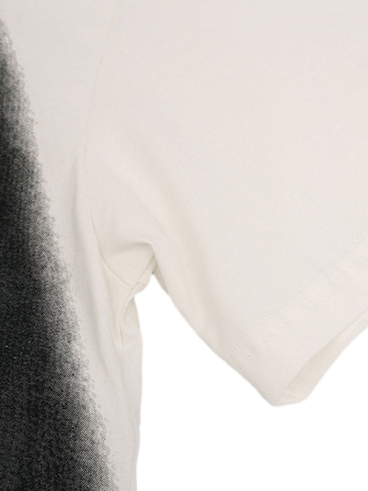 Abstract “KISS” Graphics T-Shirt