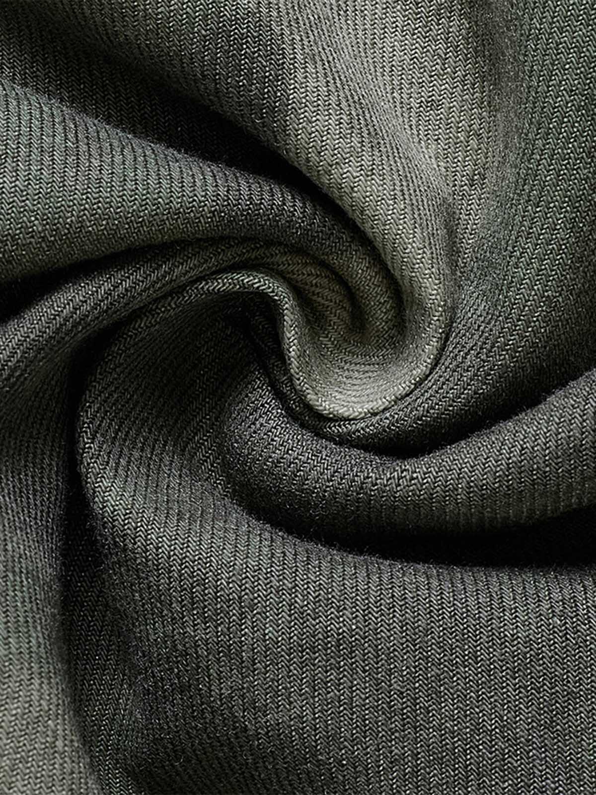 Arbeitshose mit Camouflage-Muster