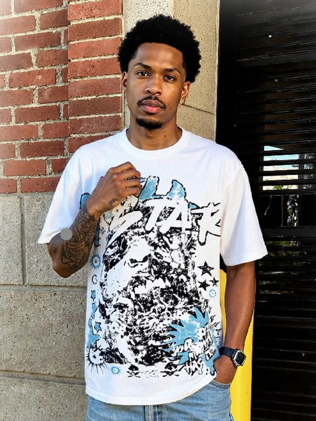 Fun Protrait Graphic T-Shirt - 2374