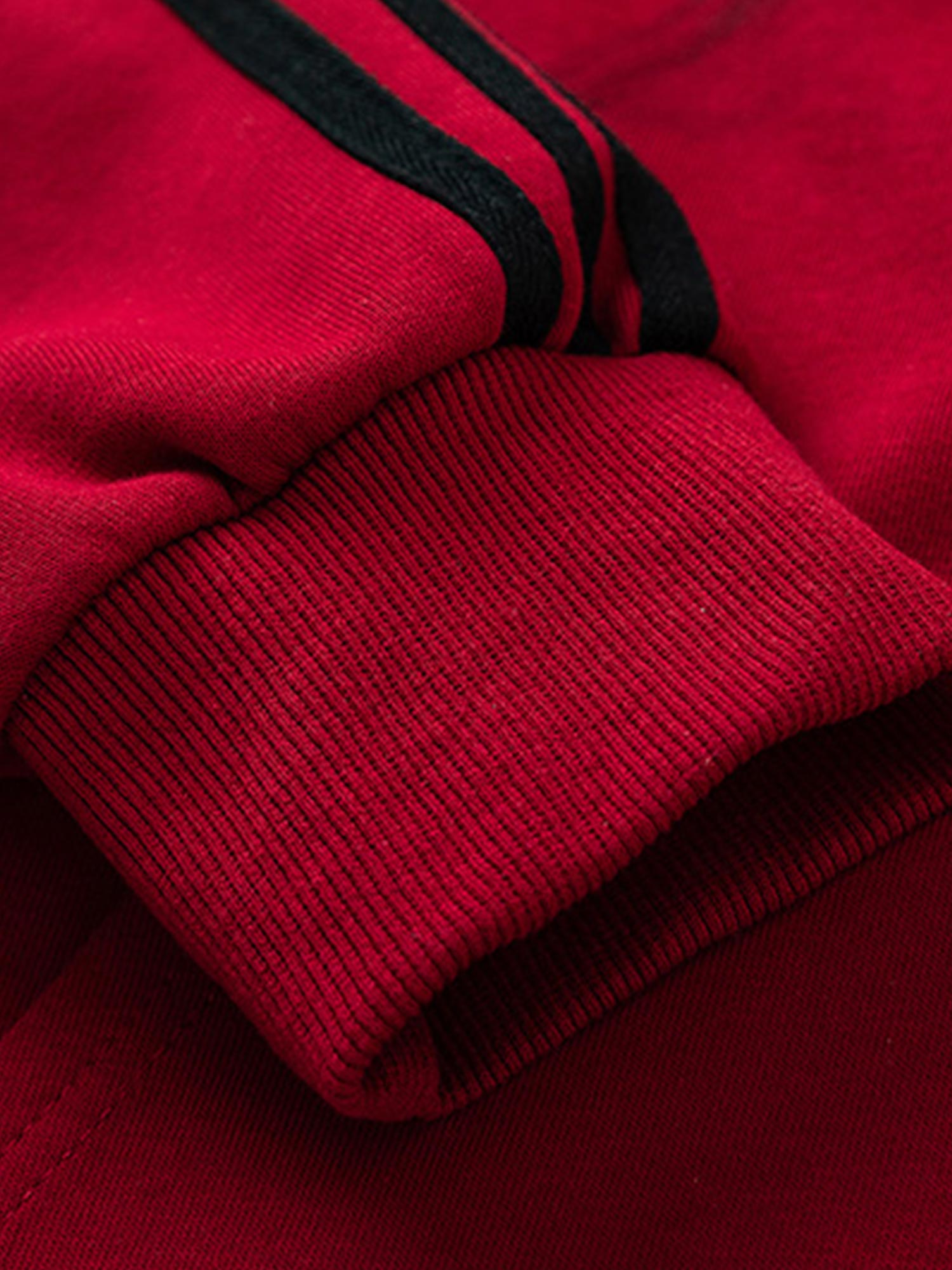 Thesupermade – Kapuzenpullover mit schmutzigem Pinselstrich und Graffiti