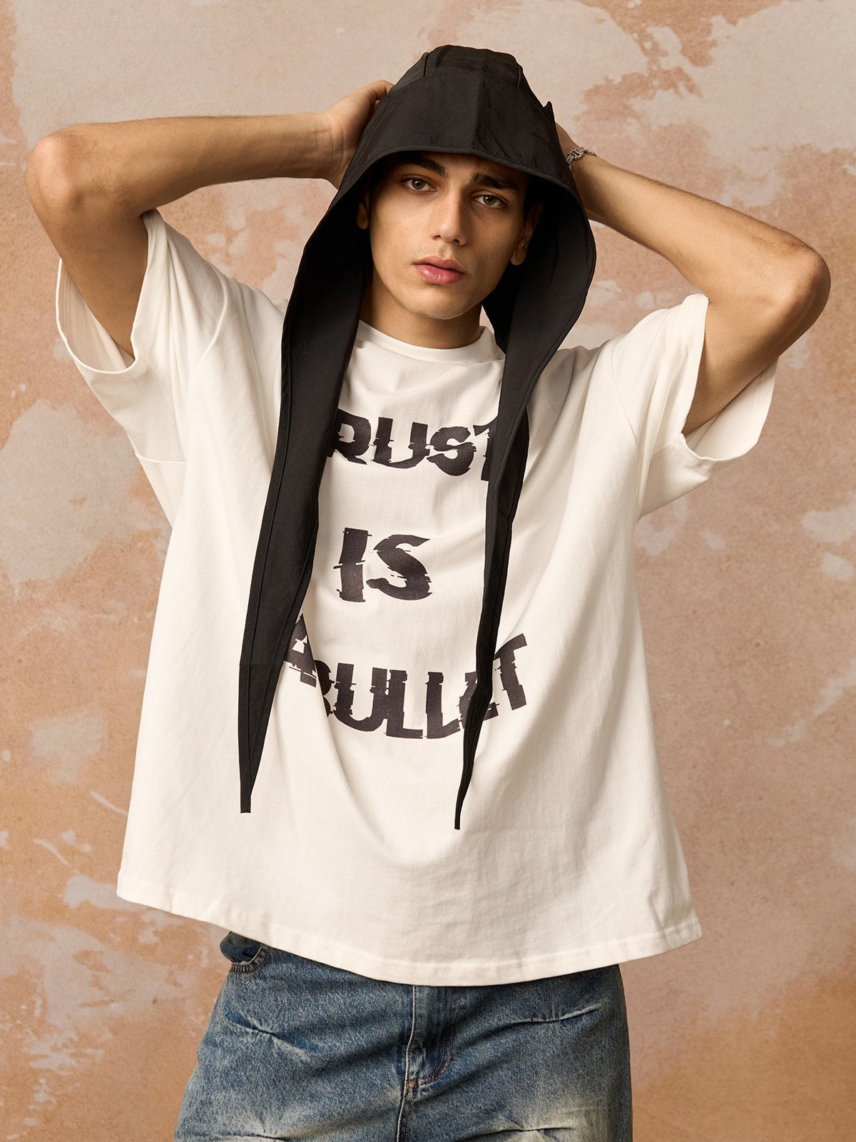 Original ”Trust is a Bullet“ Graphic Slogan T-Shirt