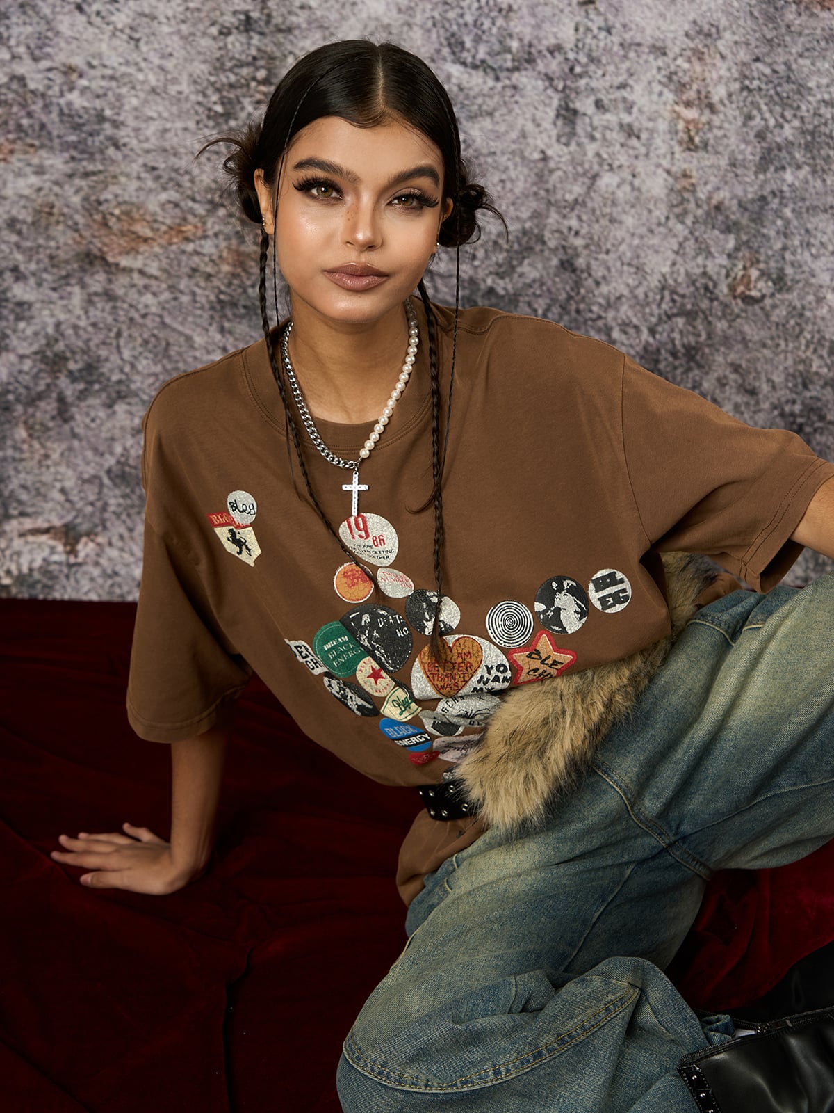 Badge Print Distressed Short Sleeve T-Shirt
