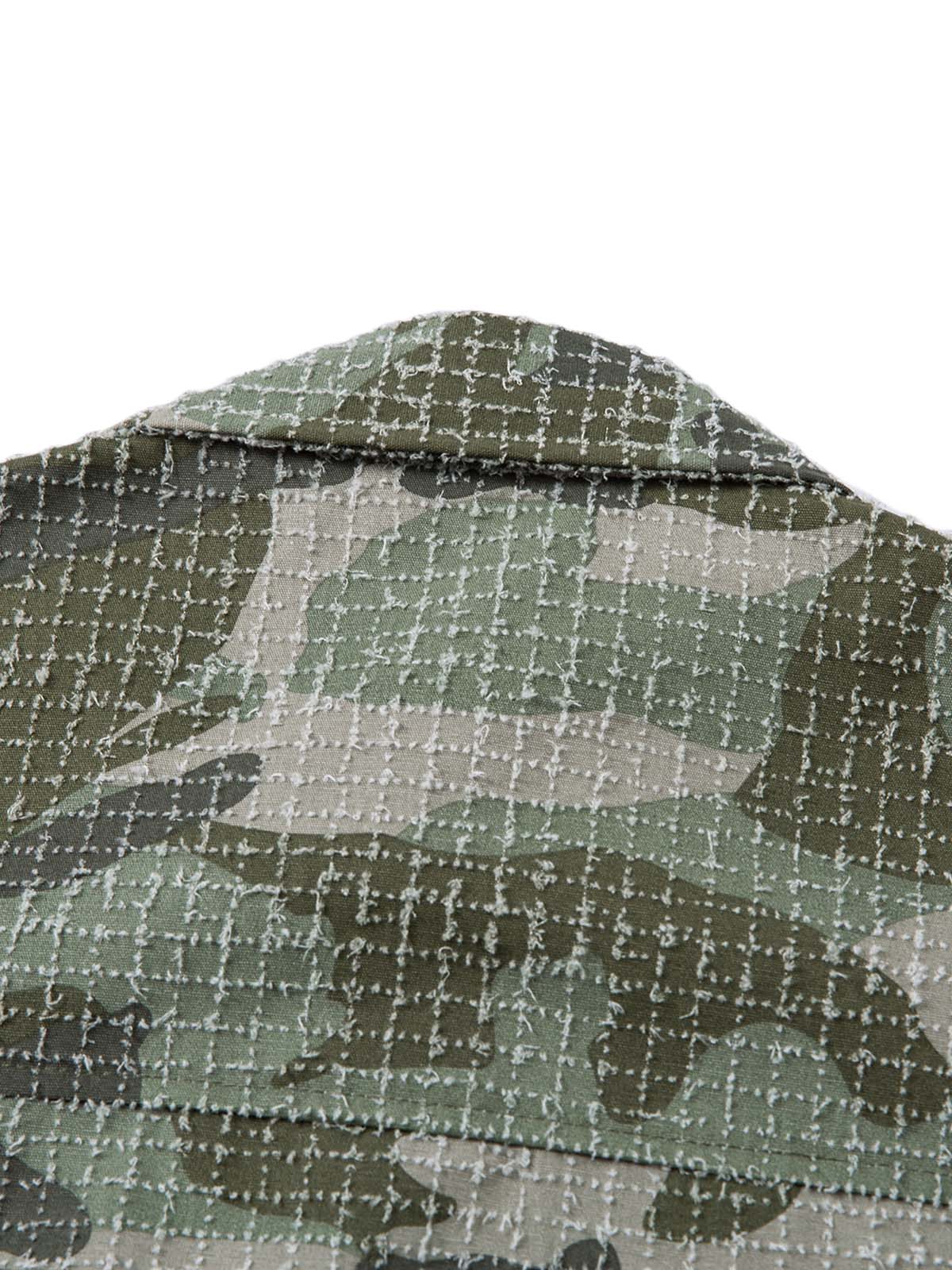 Gewaschenes, gebürstetes Kurzarmhemd mit Camouflage-Muster
