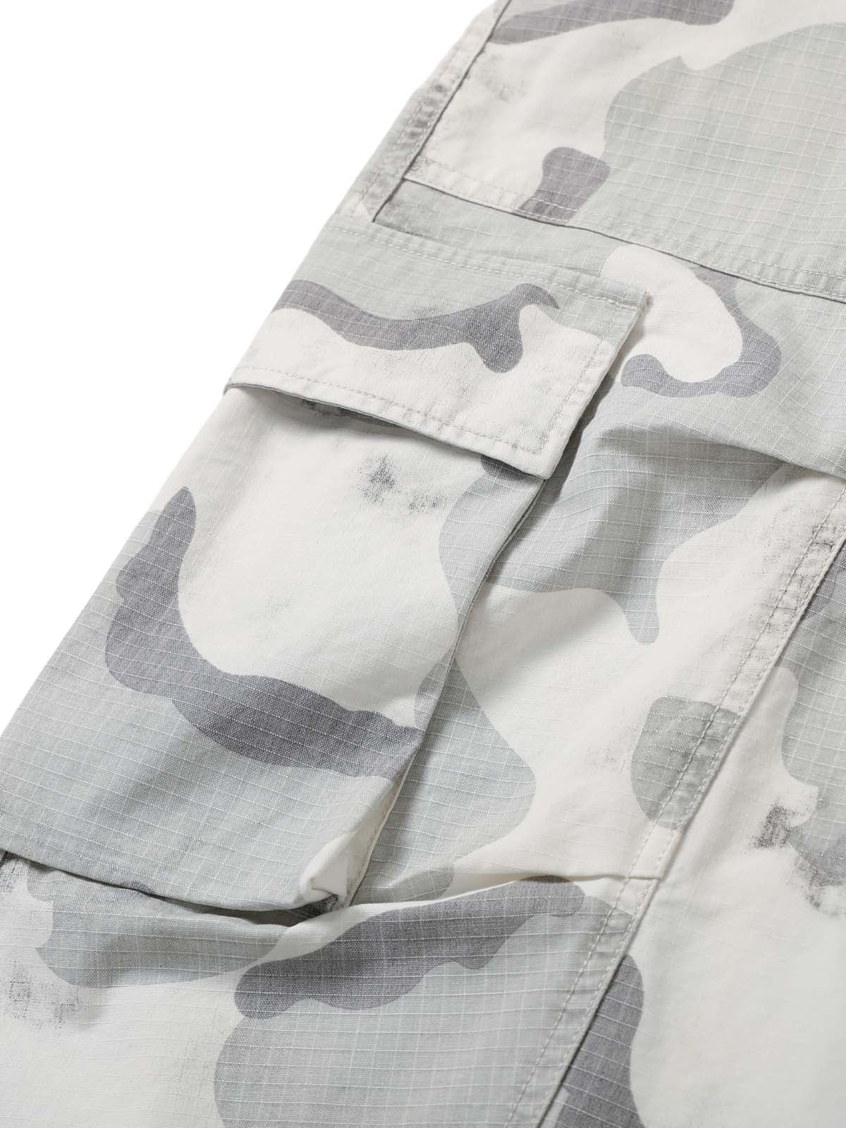 Short cargo multi-poches camouflage