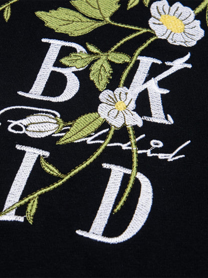 Oversize-T-Shirt mit kurzen Ärmeln und Blumenstickerei