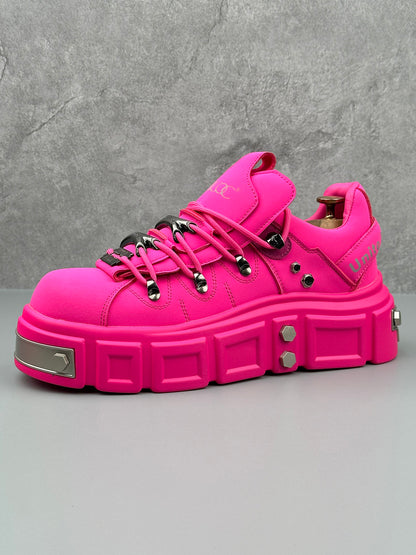 Derby-Schuhe im Punk-Stil mit Nieten