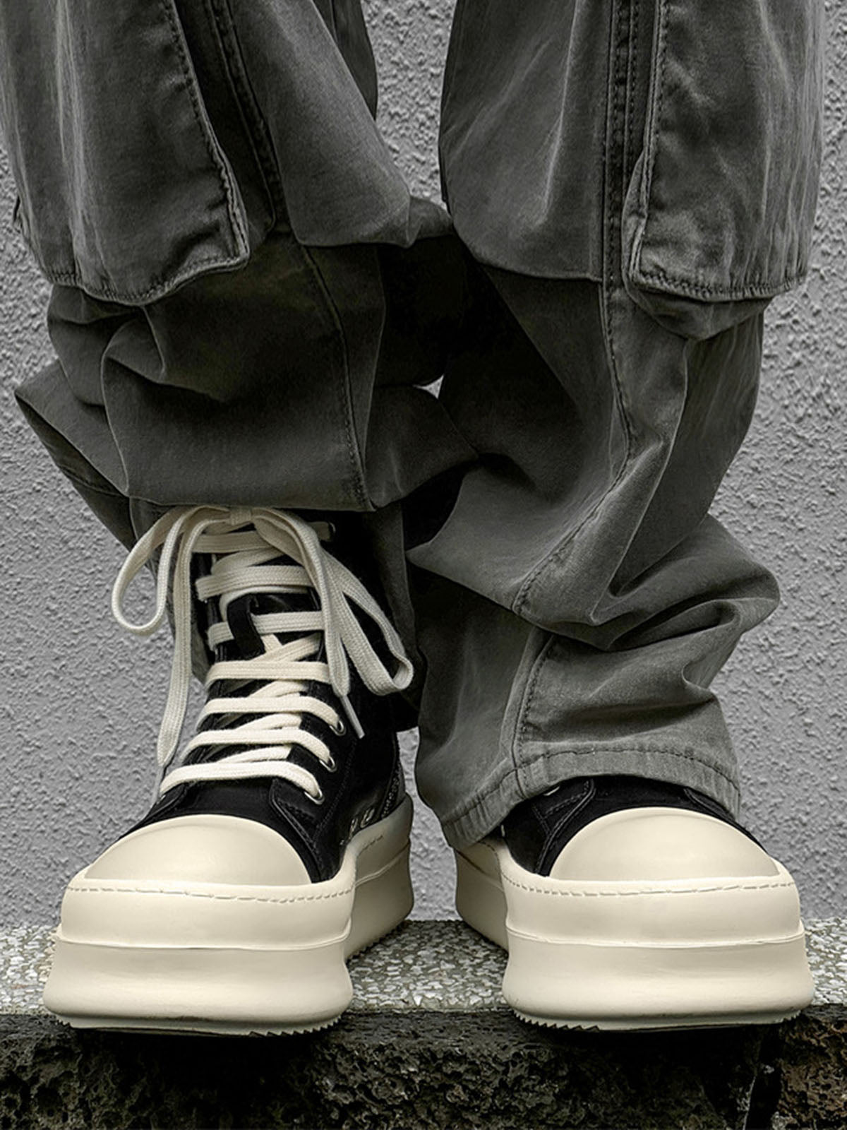 Thesupermade High-Top Plateau-Sneaker mit seitlichem Reißverschluss – 2273