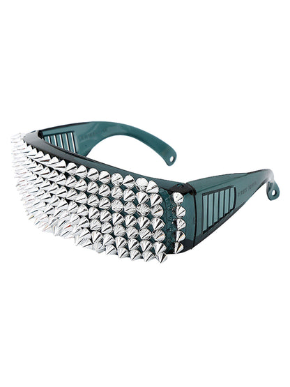 Outdoor-Sonnenbrille mit großem Rahmen und Nieten