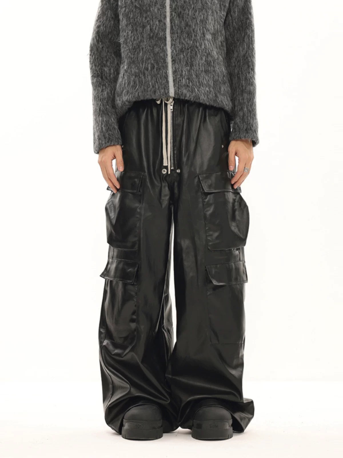 Mattbeschichteter Overall mit mehreren Taschen im RO-Stil – 2094