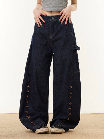 Button Embroidered Barrel Jeans