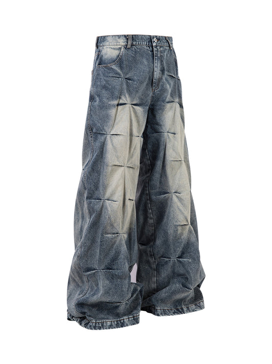 Jeans mit verwaschener Bundfaltenpartie