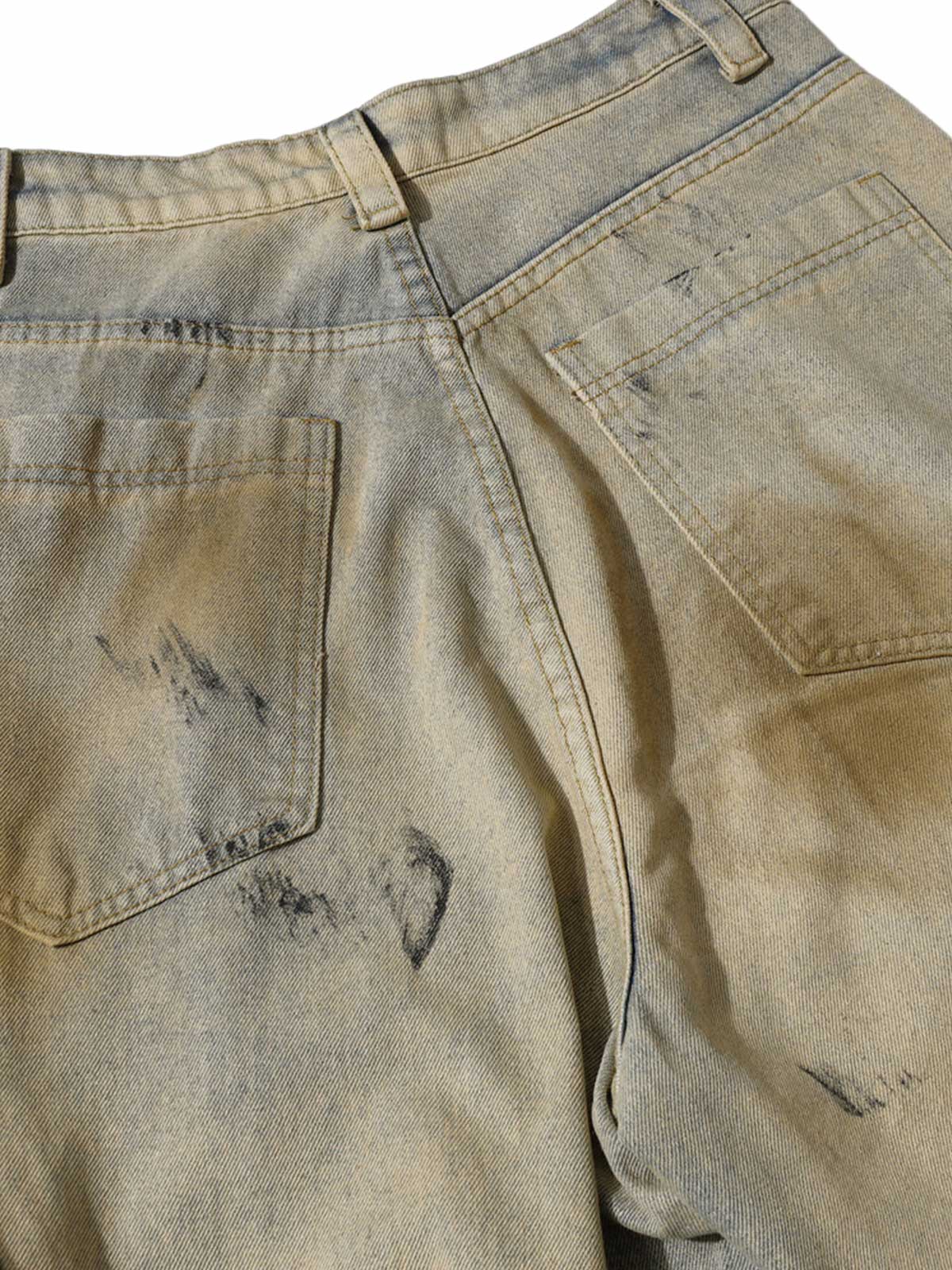 Jeans mit verwaschenem Graffiti-Sprühfarbenfass