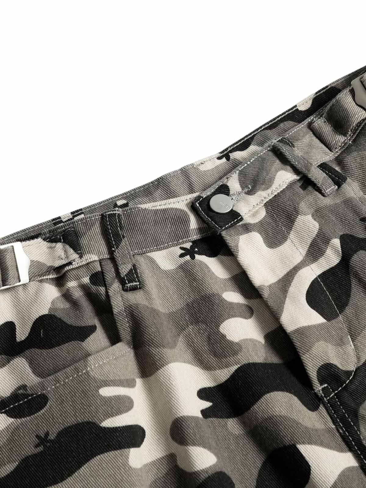 Camouflage Multi-pocket Cargo Jorts