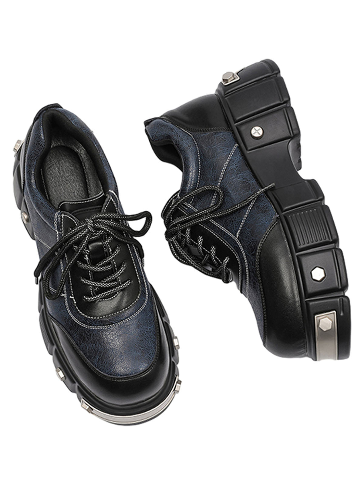 Chaussures en cuir épais avec plaque métallique