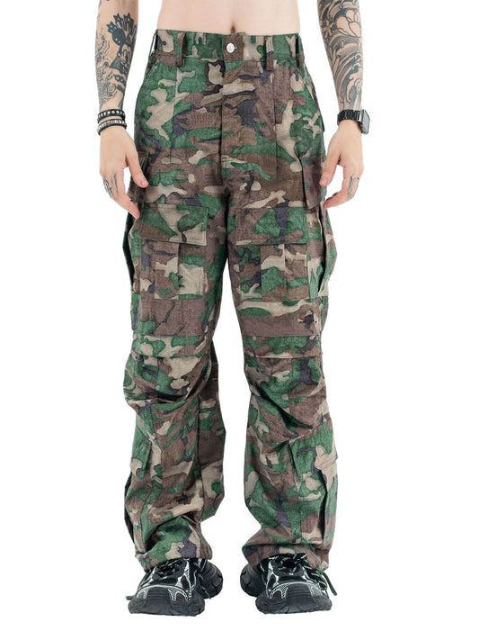 Pantalon cargo camouflage à ceinture réglable