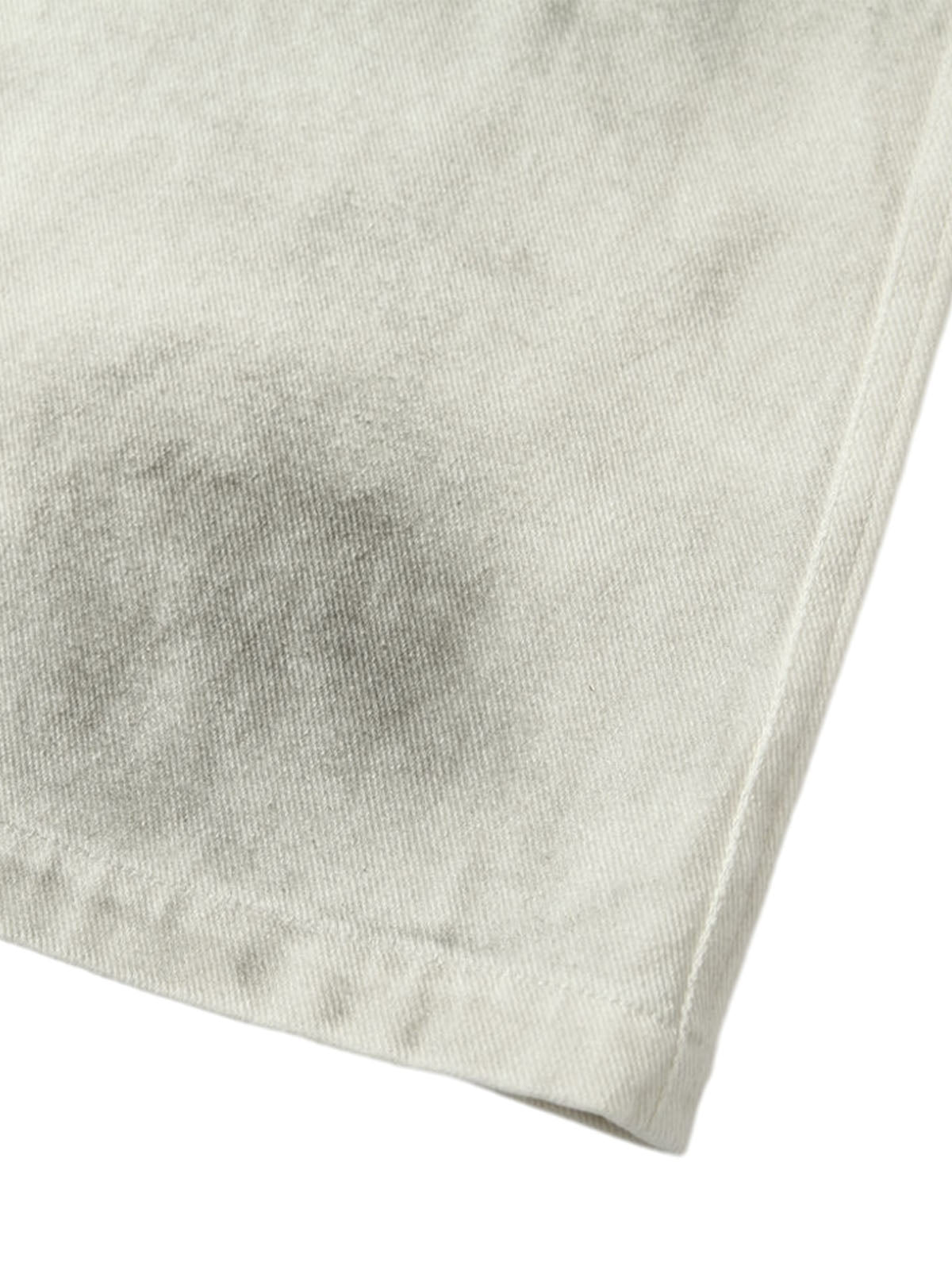 Pantalon de travail blanc délavé et teint par nouage