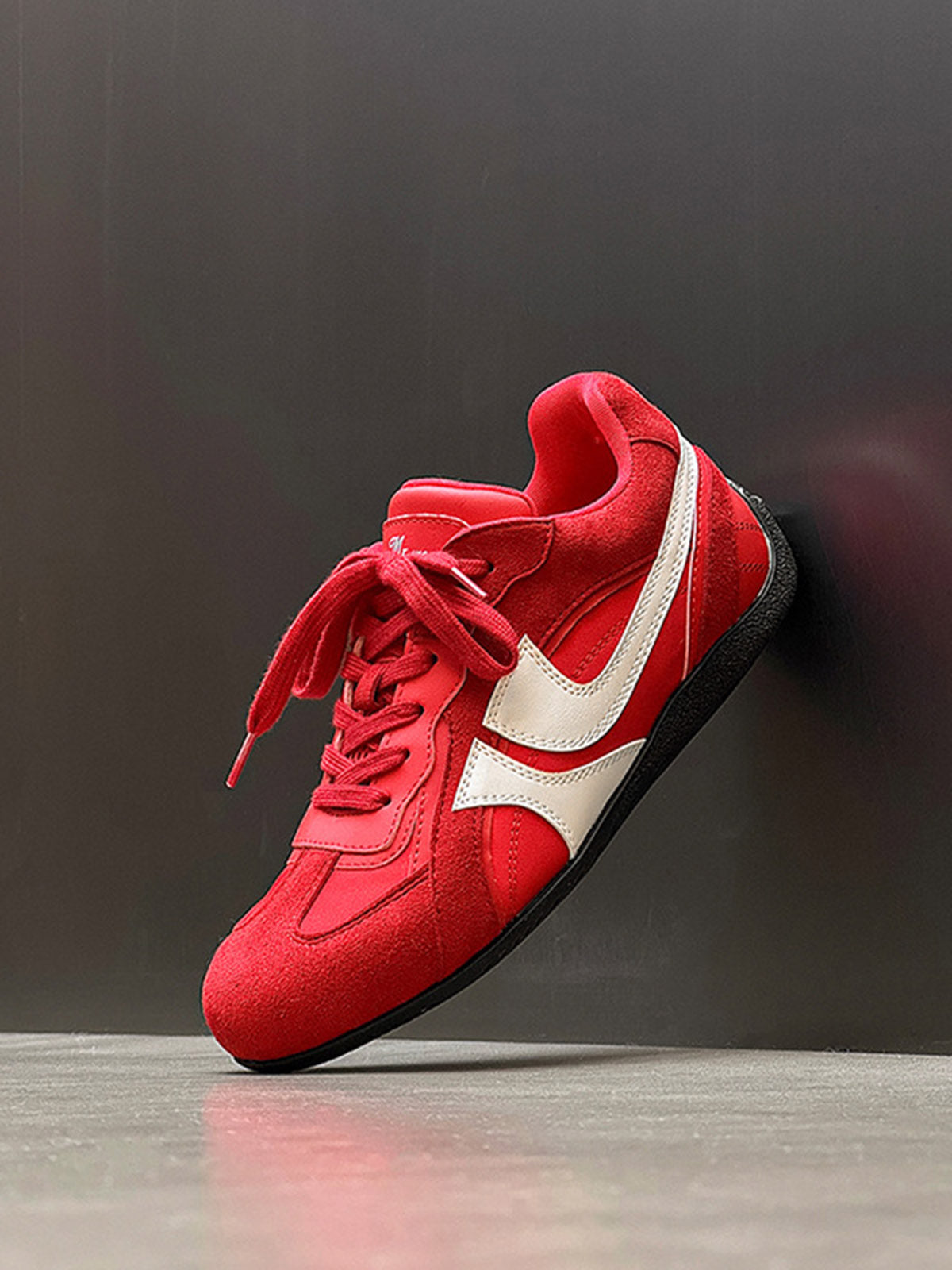 Classic Suede Low Top Sneakers