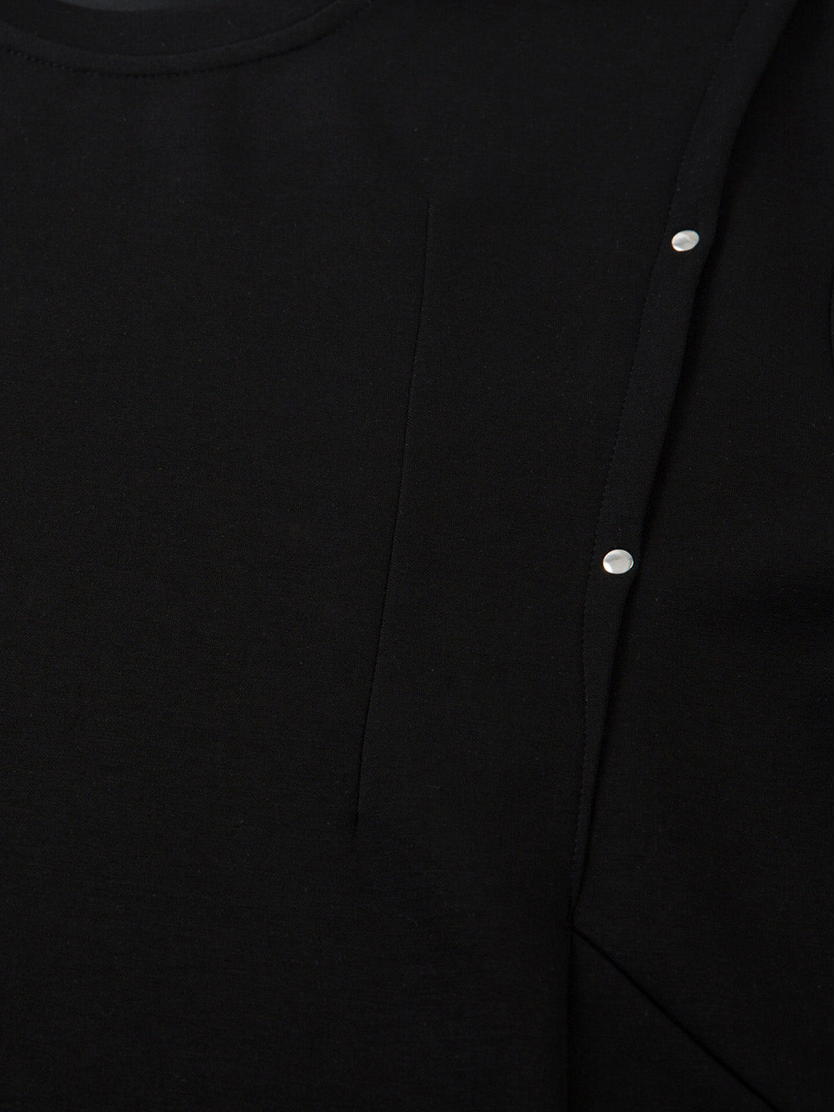 T-shirt fonctionnel plissé à rivets rétro