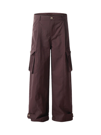 Dekonstruierte Cargohose mit mehreren Taschen