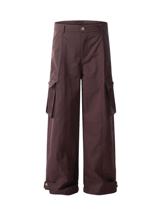 Dekonstruierte Cargohose mit mehreren Taschen