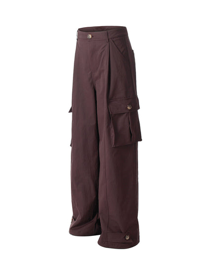 Dekonstruierte Cargohose mit mehreren Taschen