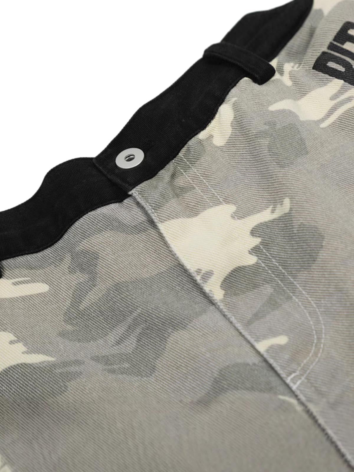 Jorts camouflage déchirés avec appliques brodées