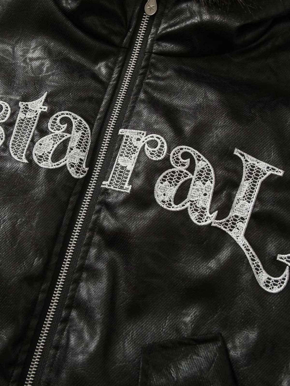 Lederjacke mit Spitzenbeschriftung und Fellkapuze