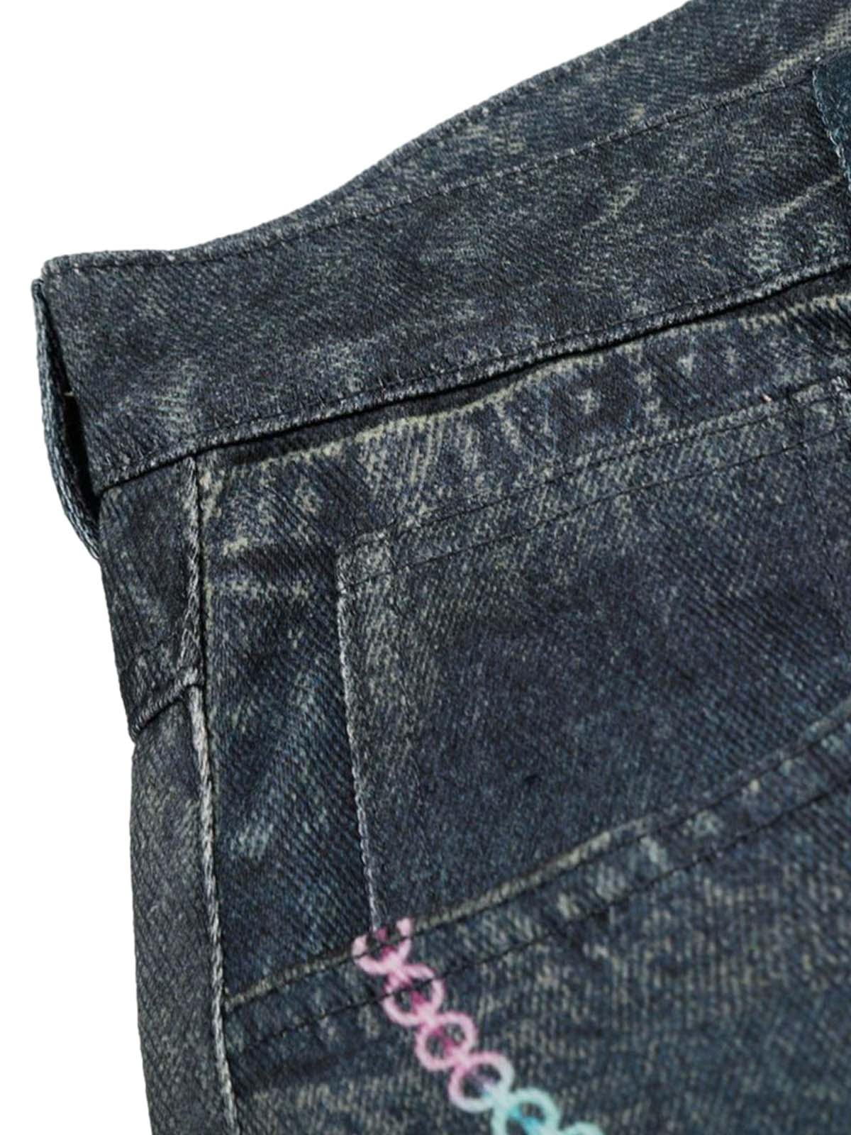 Short en jean à chaîne ornée