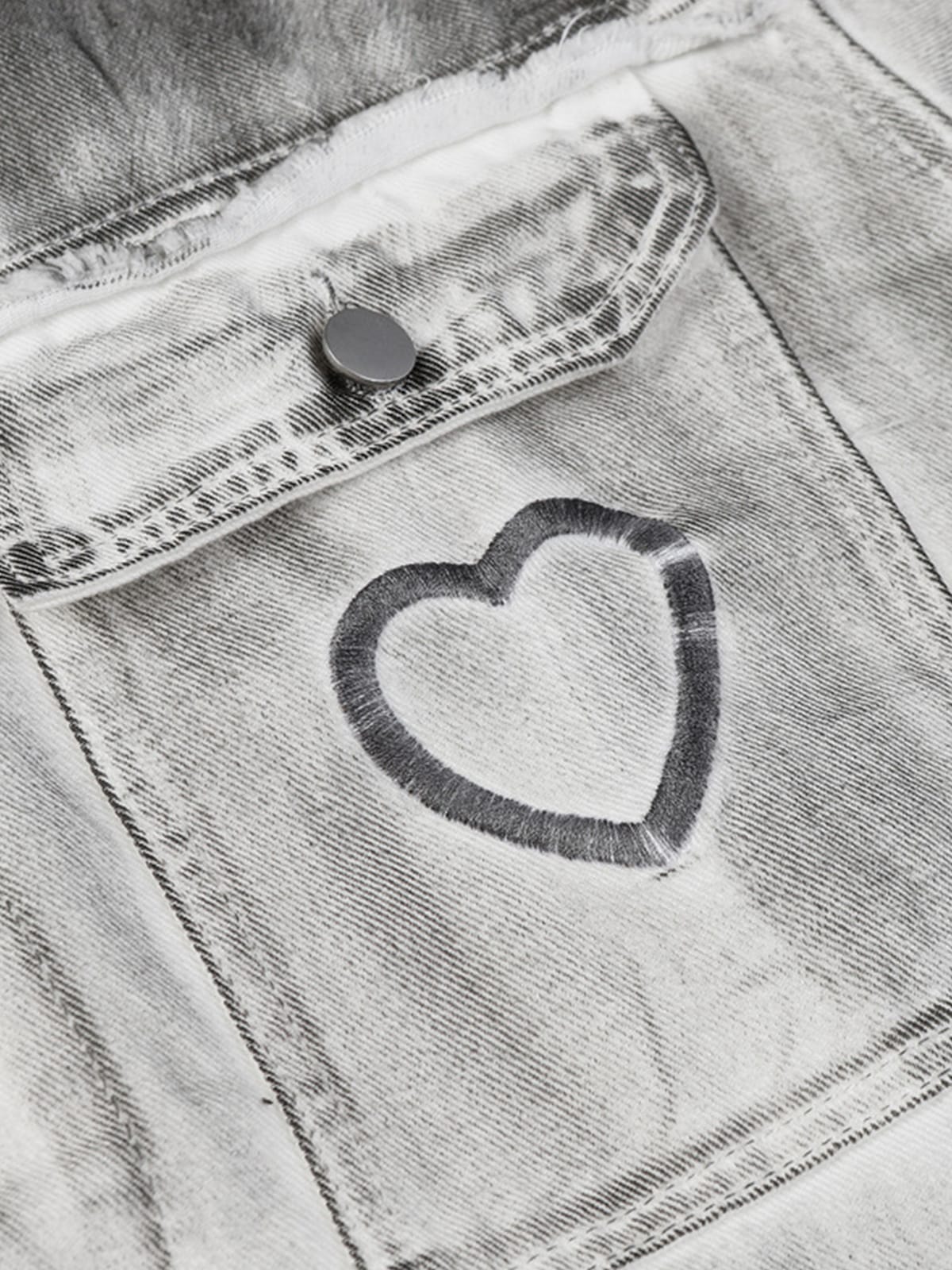 Distressed-Jeansjacke mit Stickerei