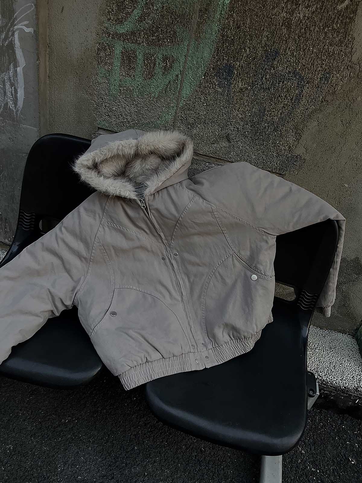 Veste matelassée à capuche en fourrure épissée - 2285