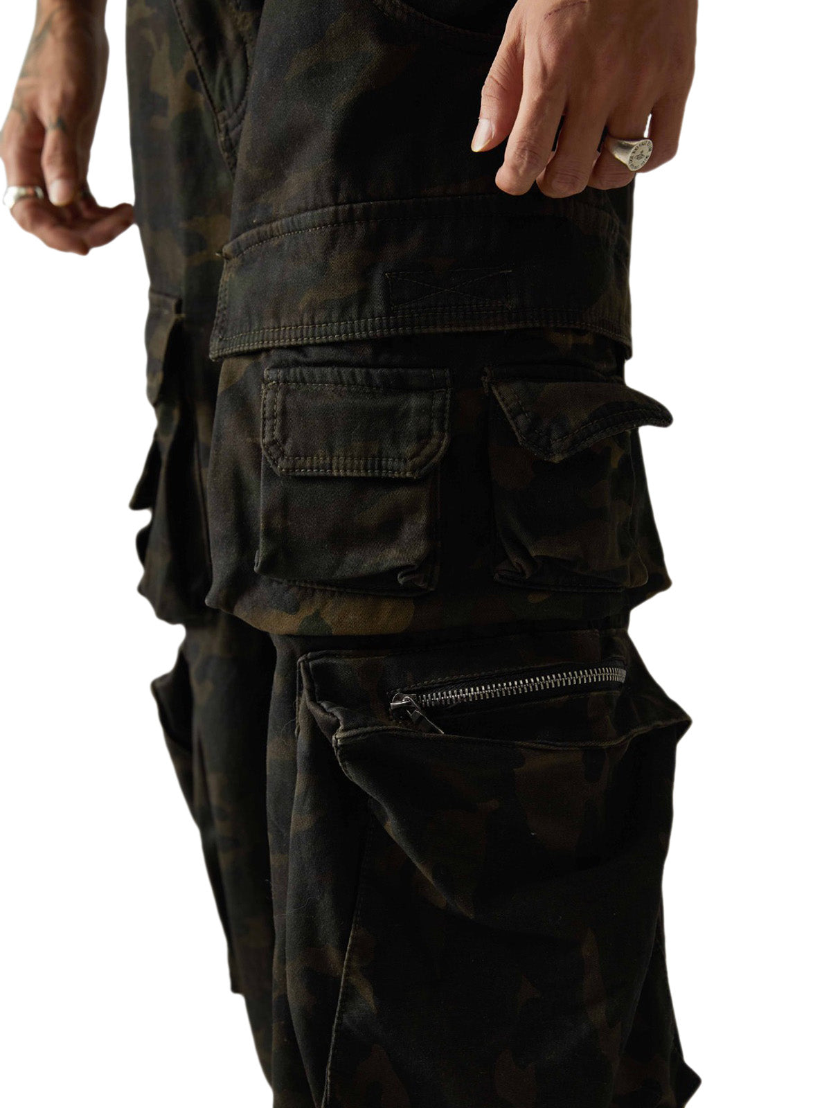 Baggy-Cargohose im Wasteland-Stil mit Camouflage-Muster