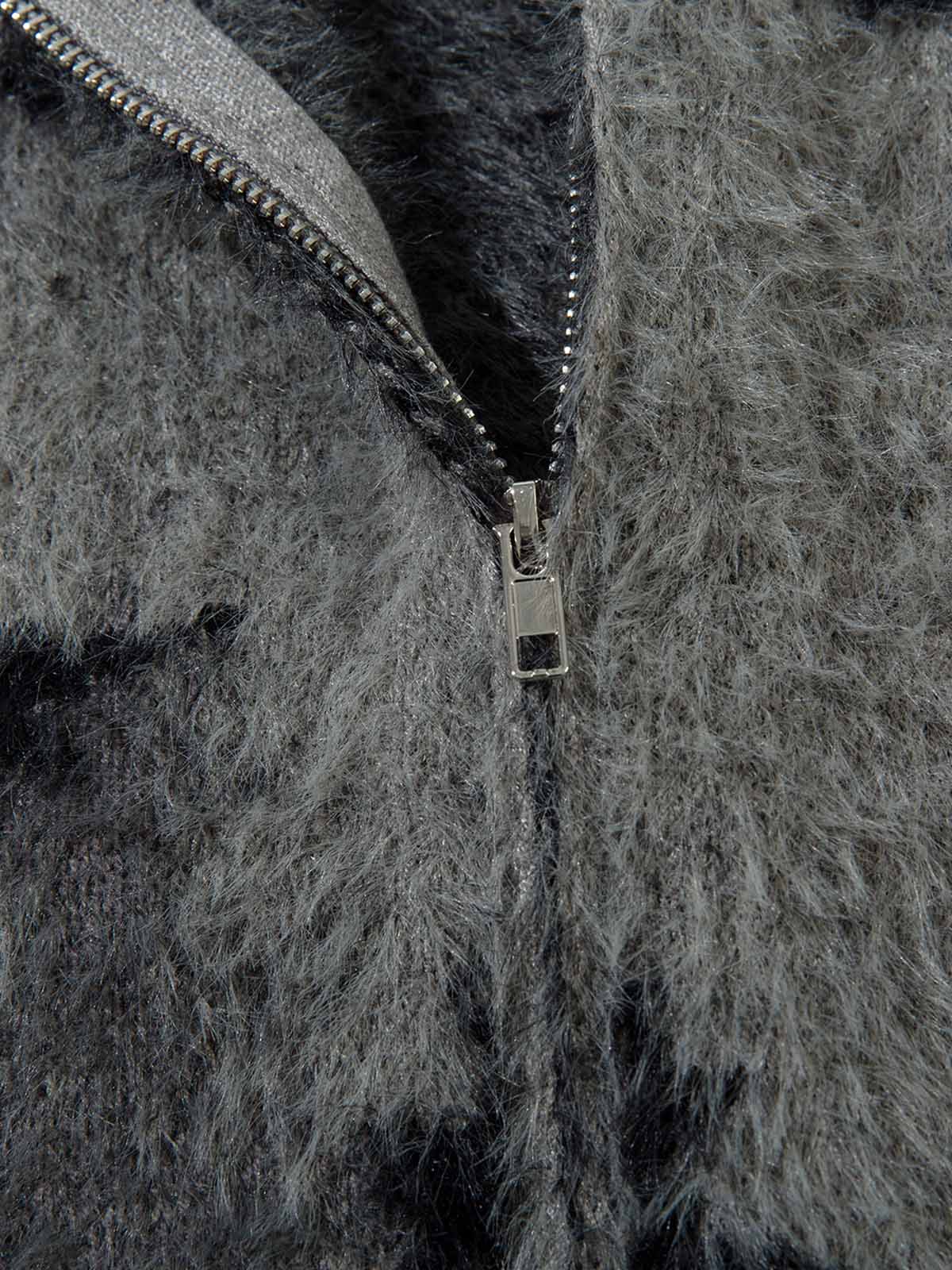 Pull zippé à col montant en fausse fourrure de vison Thesupermade