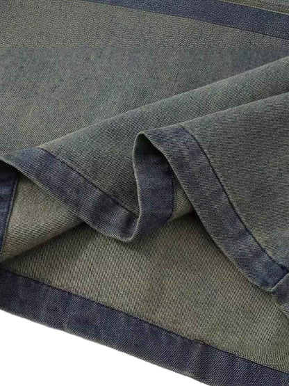 T-Shirt aus gewaschenem Patchwork-Denim mit Farbverlauf im Used-Look