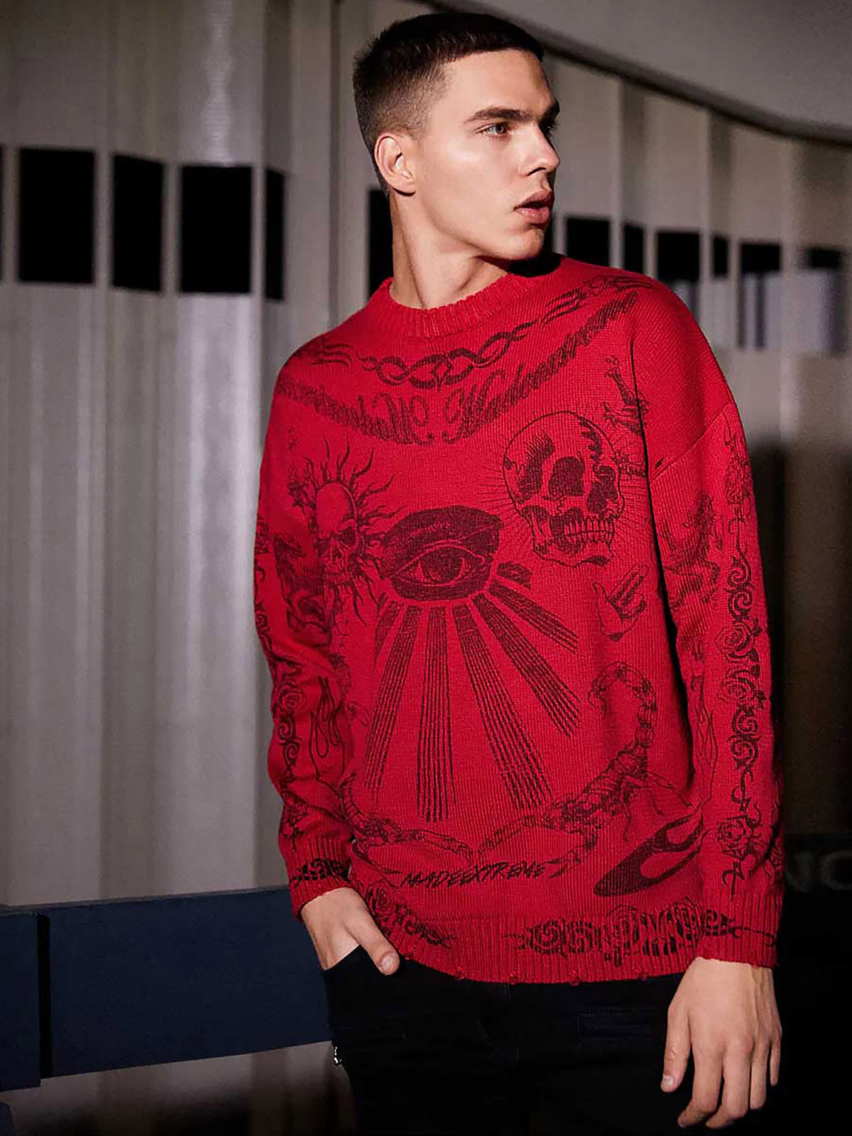 Thesupermade – Pullover mit Totenkopf-Print im Used-Look – 1002 